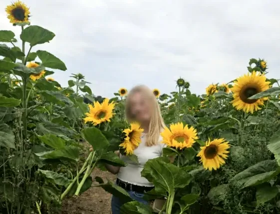 Charlotte, 32