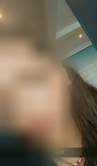 Lilly, 29